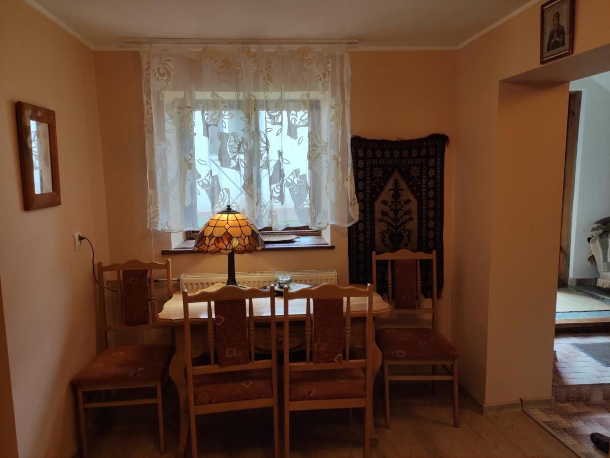 Dom Pod Zegarem Lägenhet Przemyśl Exteriör bild